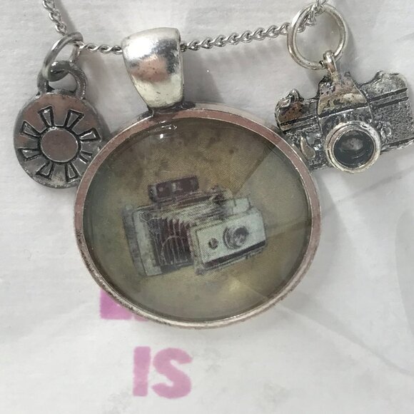 NEW Pendent Necklace with a camera and 2 charms; silver 22" chain - Picture 3 of 5